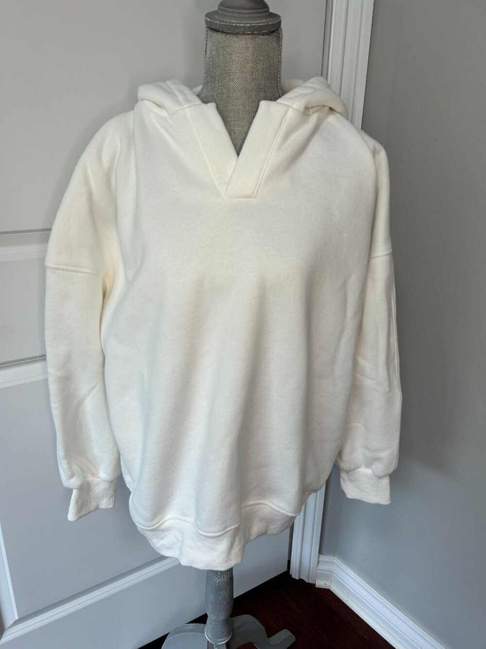 Anrabess Women's Oversized V-Neck Hoodie W Size M EUC - Picture 2 of 3